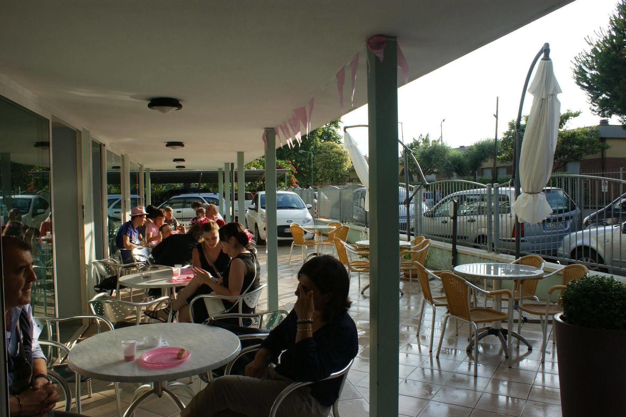 Hotel Letizia Rimini Exterior photo